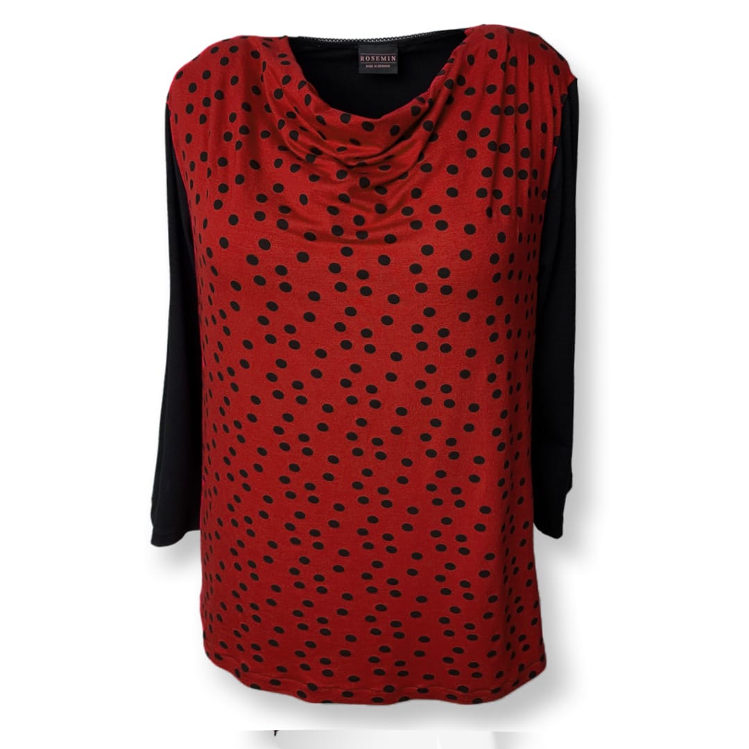 mønt en milliard Majroe Rosemin Vandfald - Sort / rød bluse med vandfaldskrave - forstykke med  sorte prikker - Rosemin mode